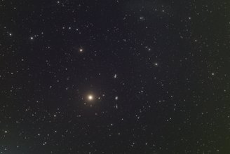 Messier 40 – Winnecke 4, Doppelstern im Sternbild Großer Bär